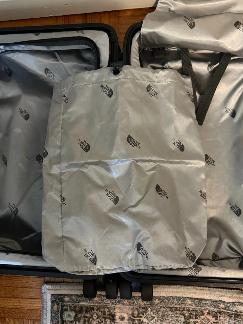 The North Face Black Grid-Panel Carry-On Spinner